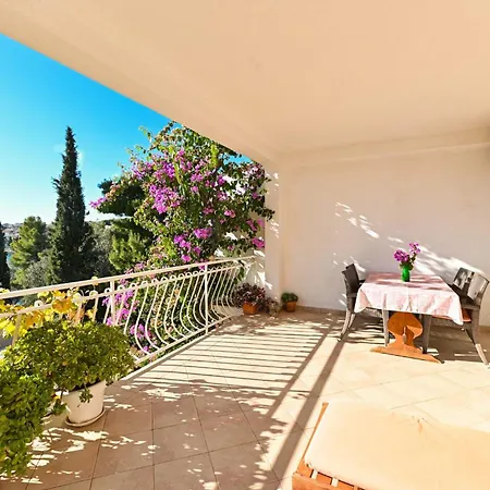 Vlado Appartement *